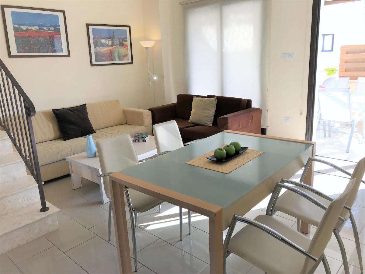Kyklades Resort & Spa Paralímni Kültér fotó
