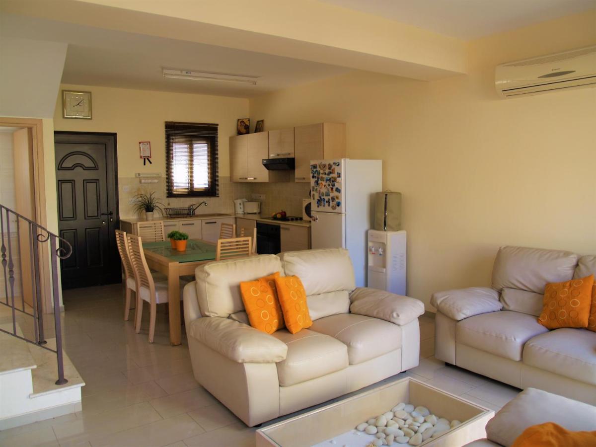 Kyklades Resort & Spa Paralímni Kültér fotó