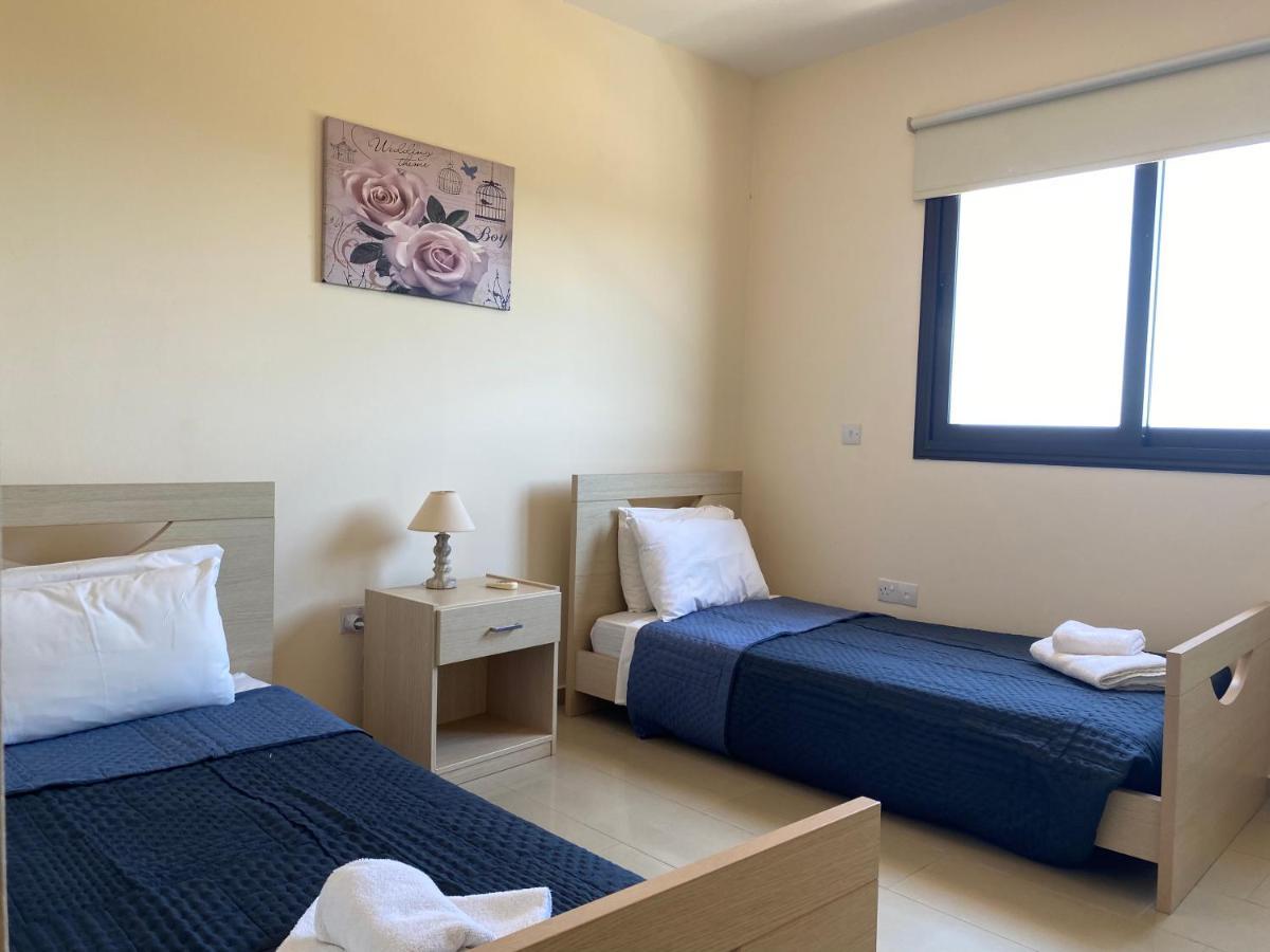 Kyklades Resort & Spa Paralímni Kültér fotó