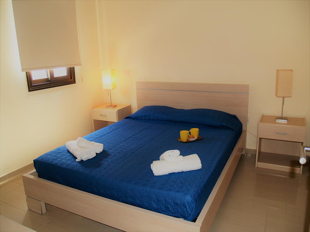Kyklades Resort & Spa Paralímni Kültér fotó