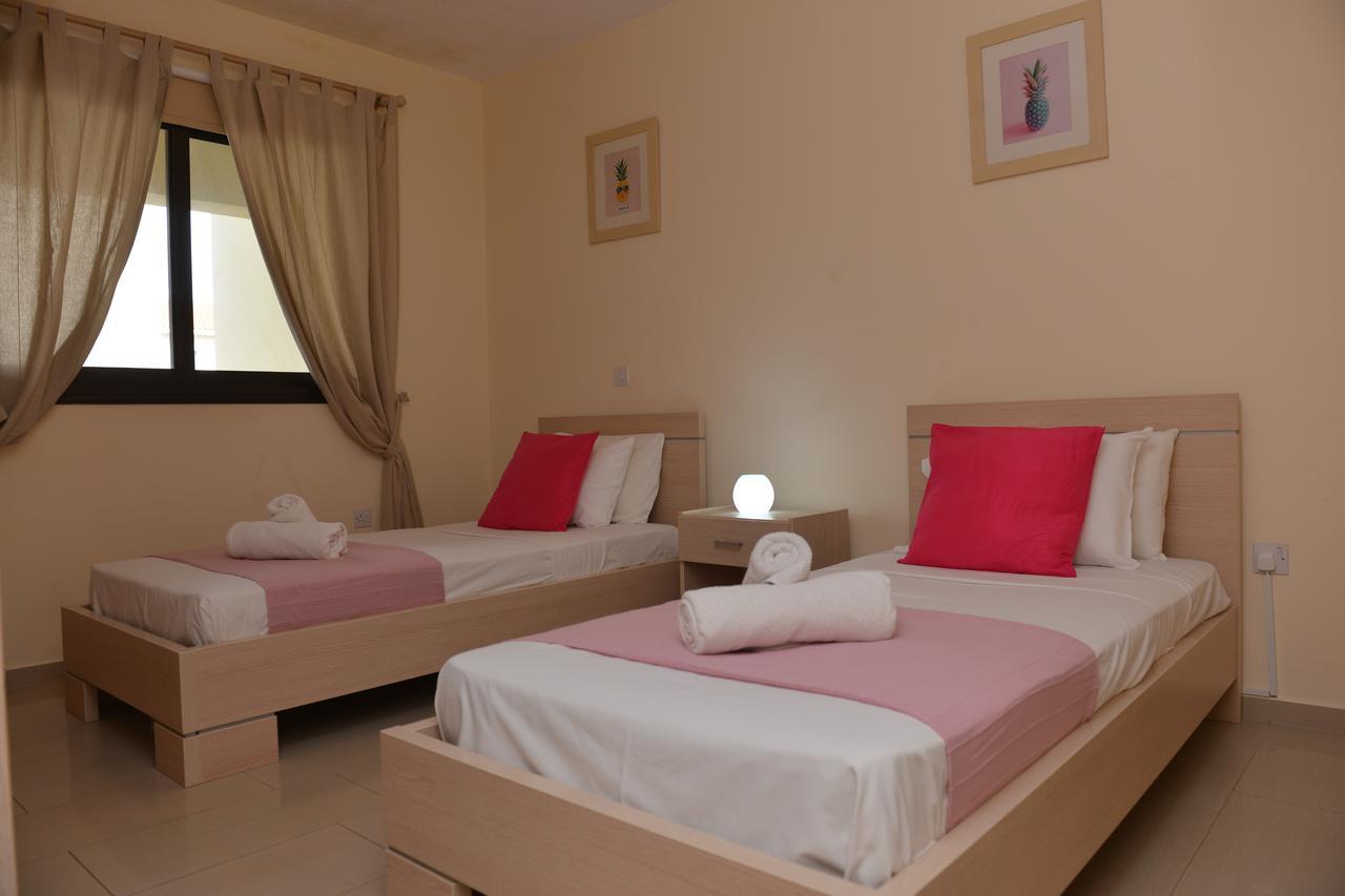 Kyklades Resort & Spa Paralímni Kültér fotó